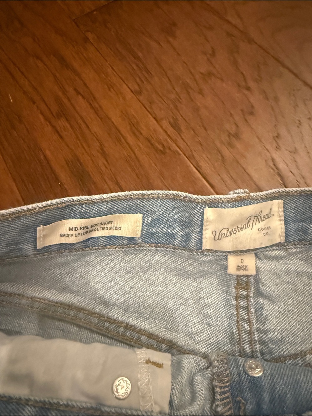Universal Thread denim shorts - Picture 2 of 3
